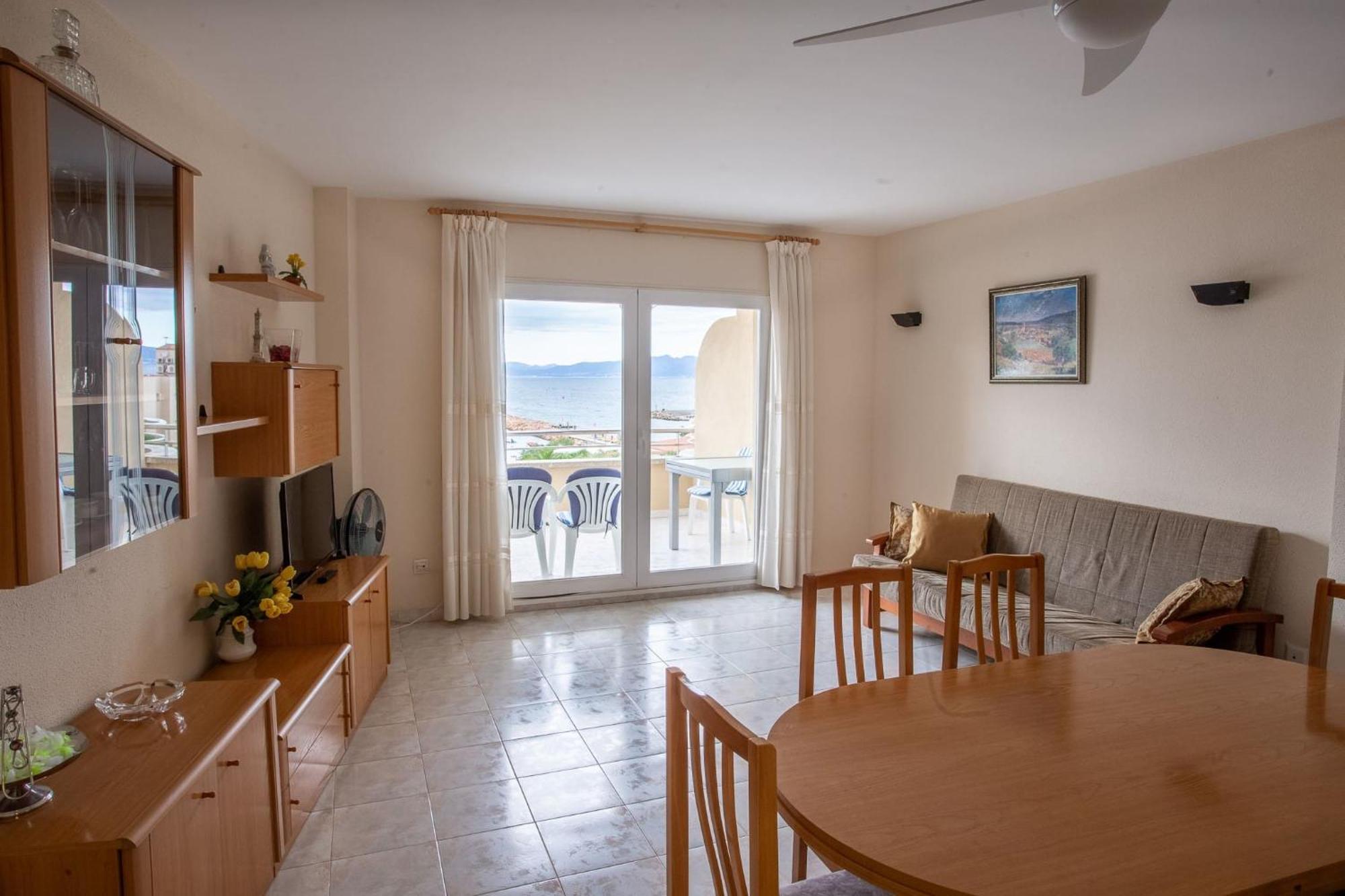 Passeig Del Mar Apartman L' Escala Kültér fotó