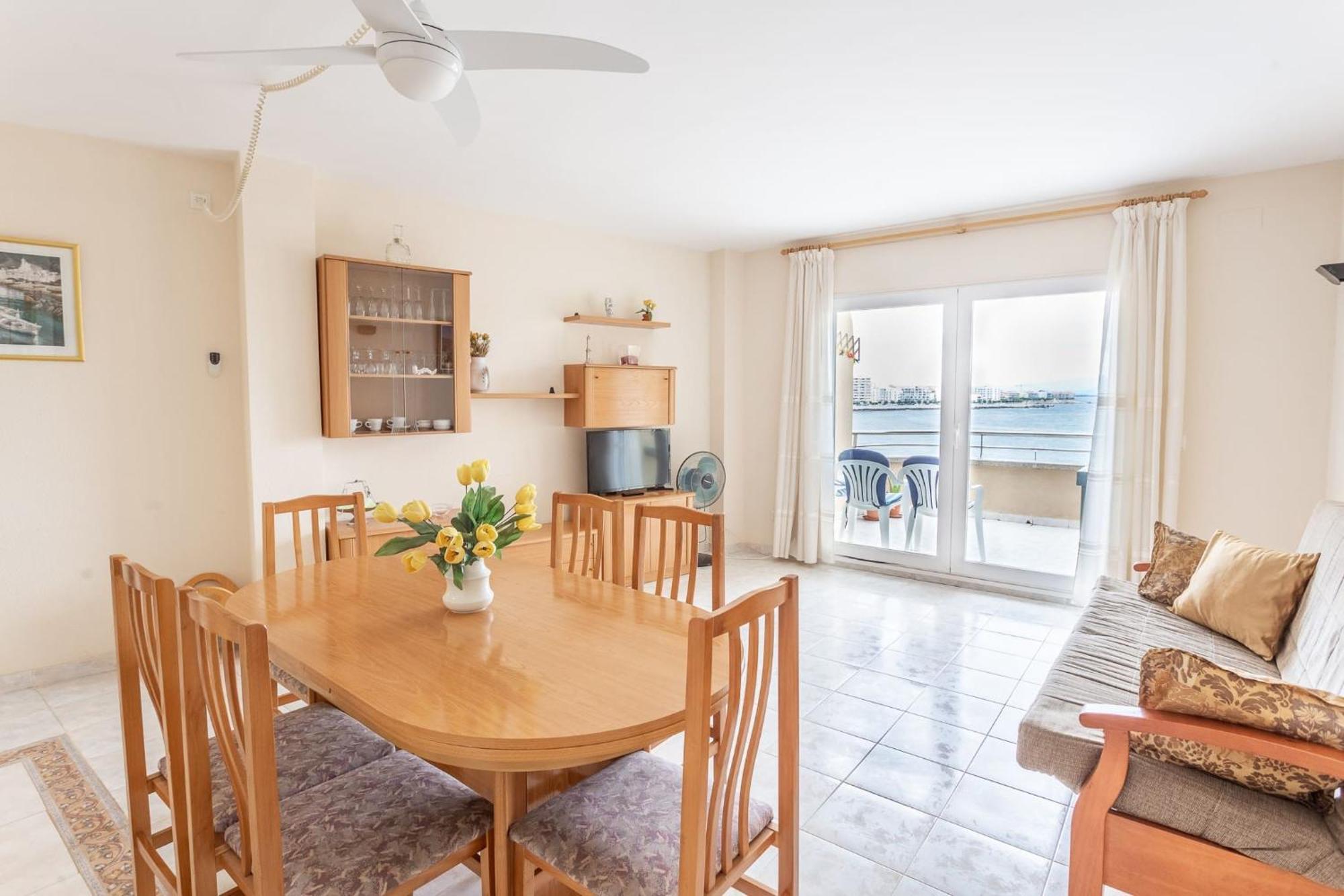 Passeig Del Mar Apartman L' Escala Kültér fotó
